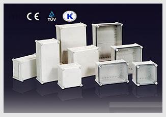 BOXCO、螺栓型塑料密封箱、中型尺寸